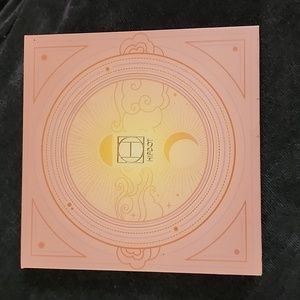 Hip Dot Sun Goddess 4 shade Face Palette